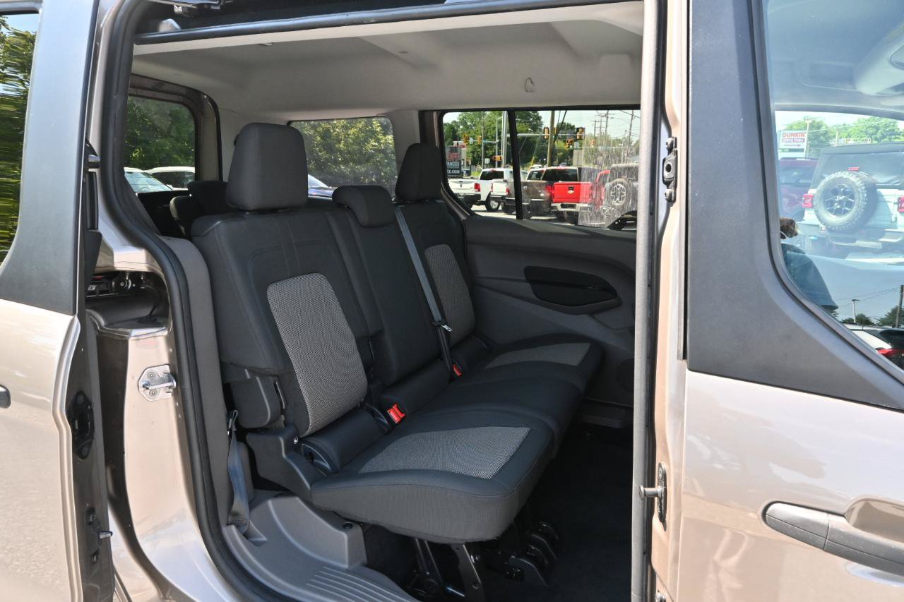 Used 2021 Ford Transit Connect XL FWD image 27