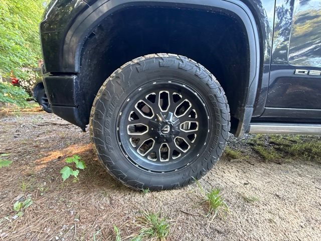 Used 2022 GMC Sierra 1500 Denali w/ Denali Reserve Package AWD/4WD image 2