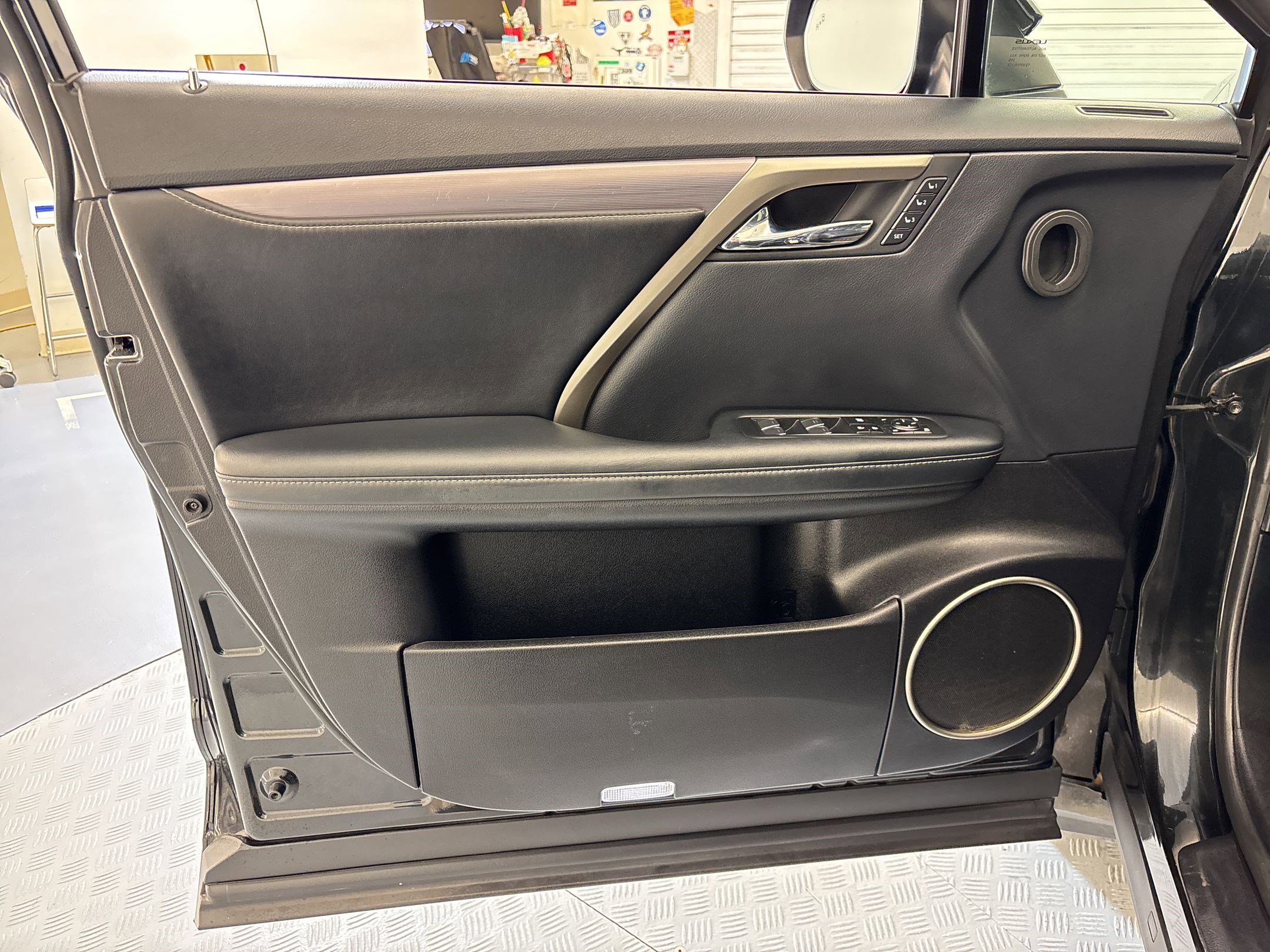 Used 2022 Lexus RX 350 F Sport w/ Accessory Package AWD/4WD image 21