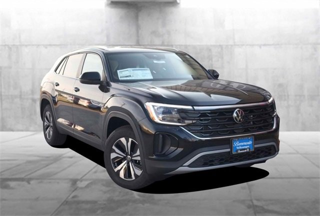 New 2026 Volkswagen Atlas Cross Sport SE image 2