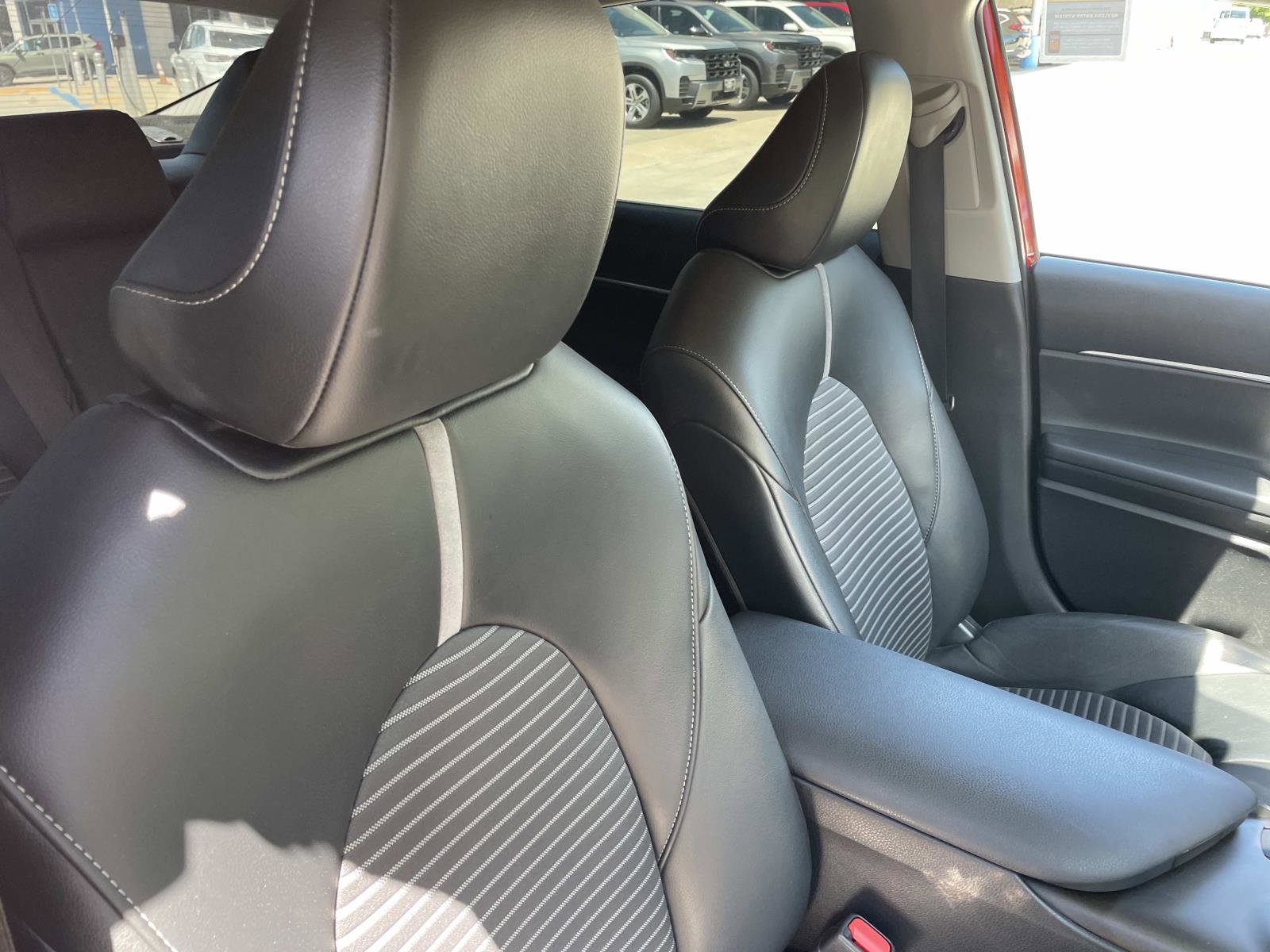 Used 2021 Toyota Camry SE FWD image 20