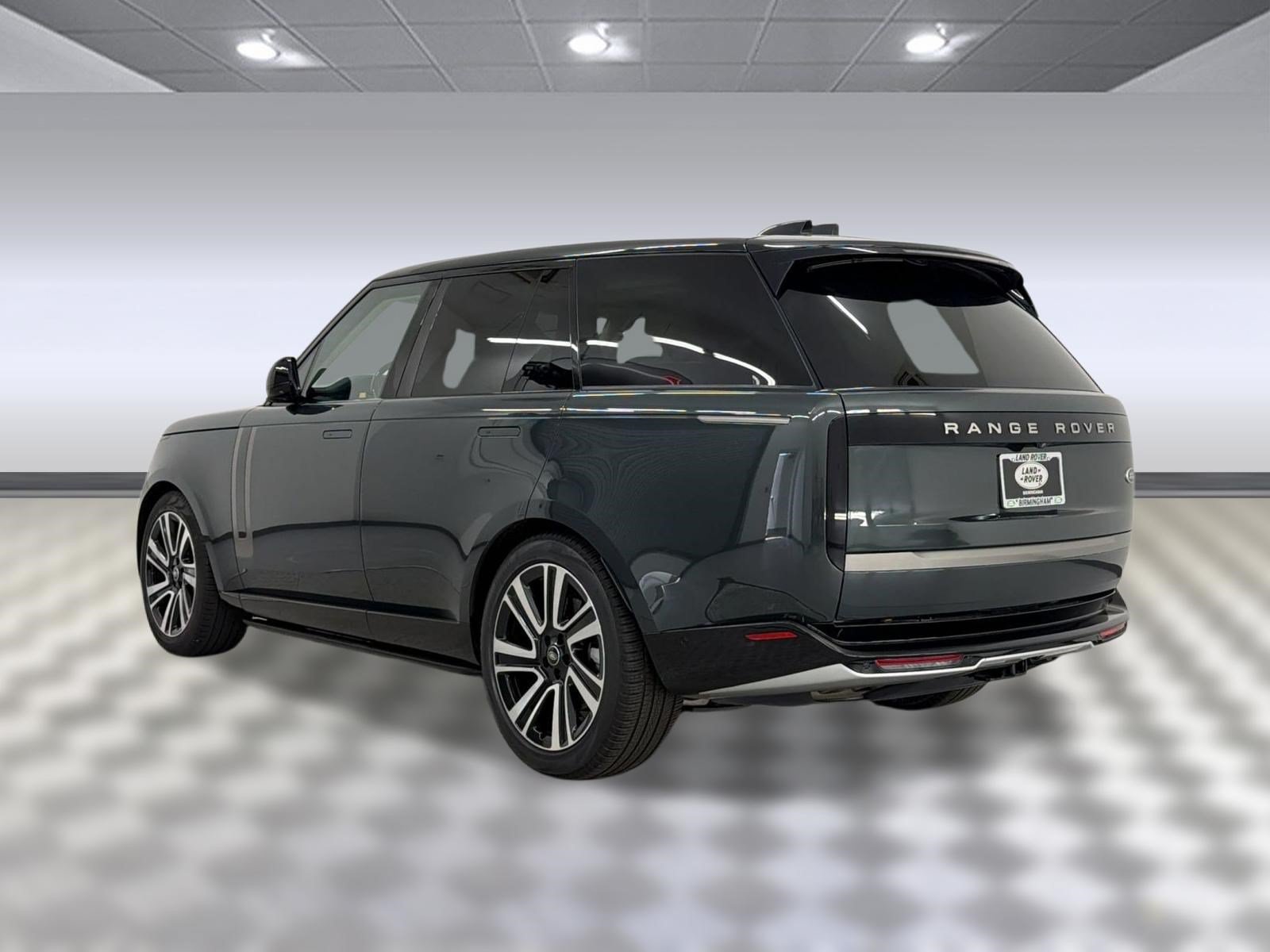 Used 2023 Land Rover Range Rover SE AWD/4WD image 3