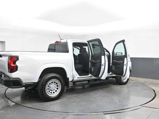 Used 2025 Chevrolet Colorado W/T RWD image 49