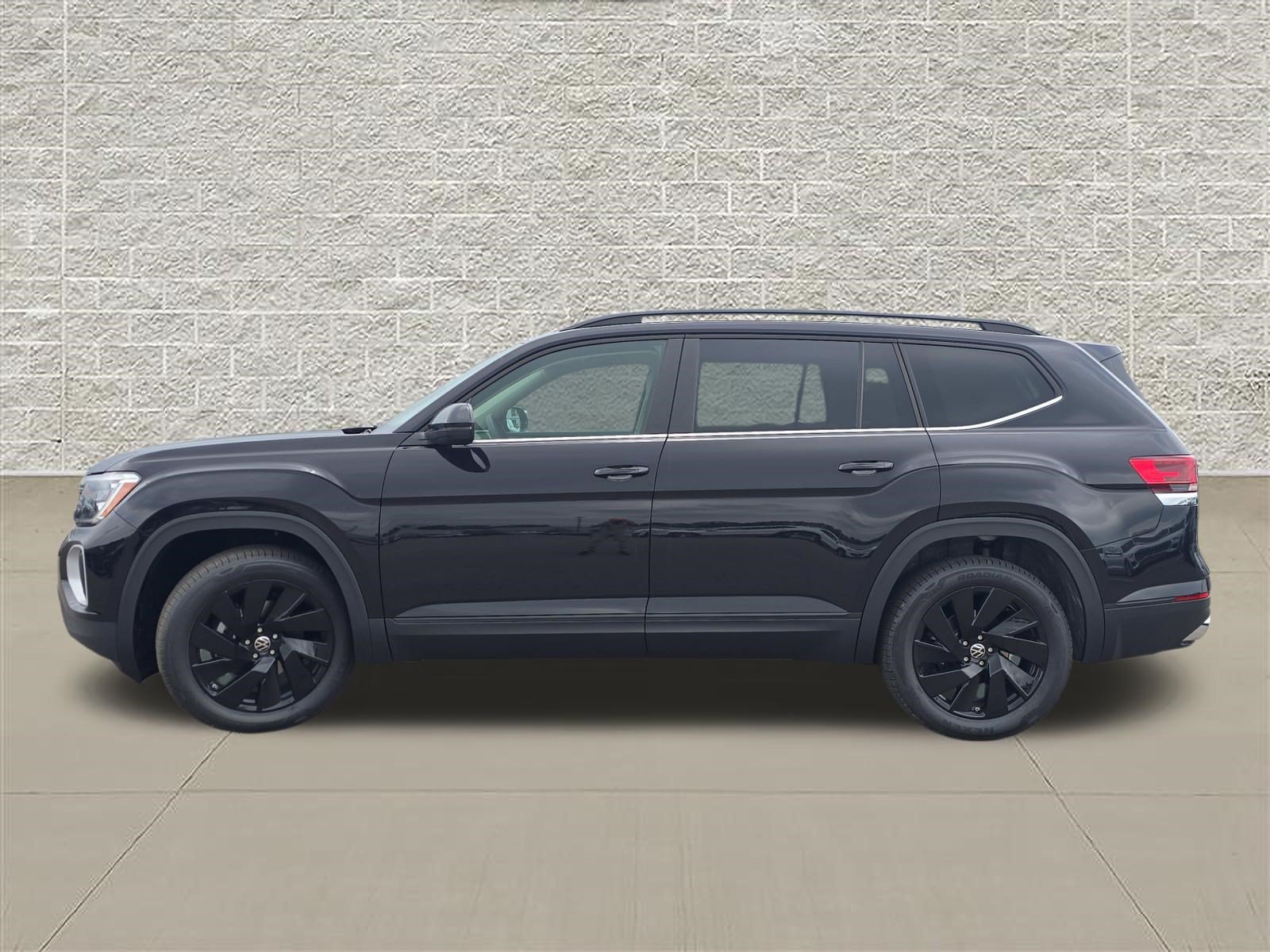 New 2026 Volkswagen Atlas SE AWD/4WD image 4