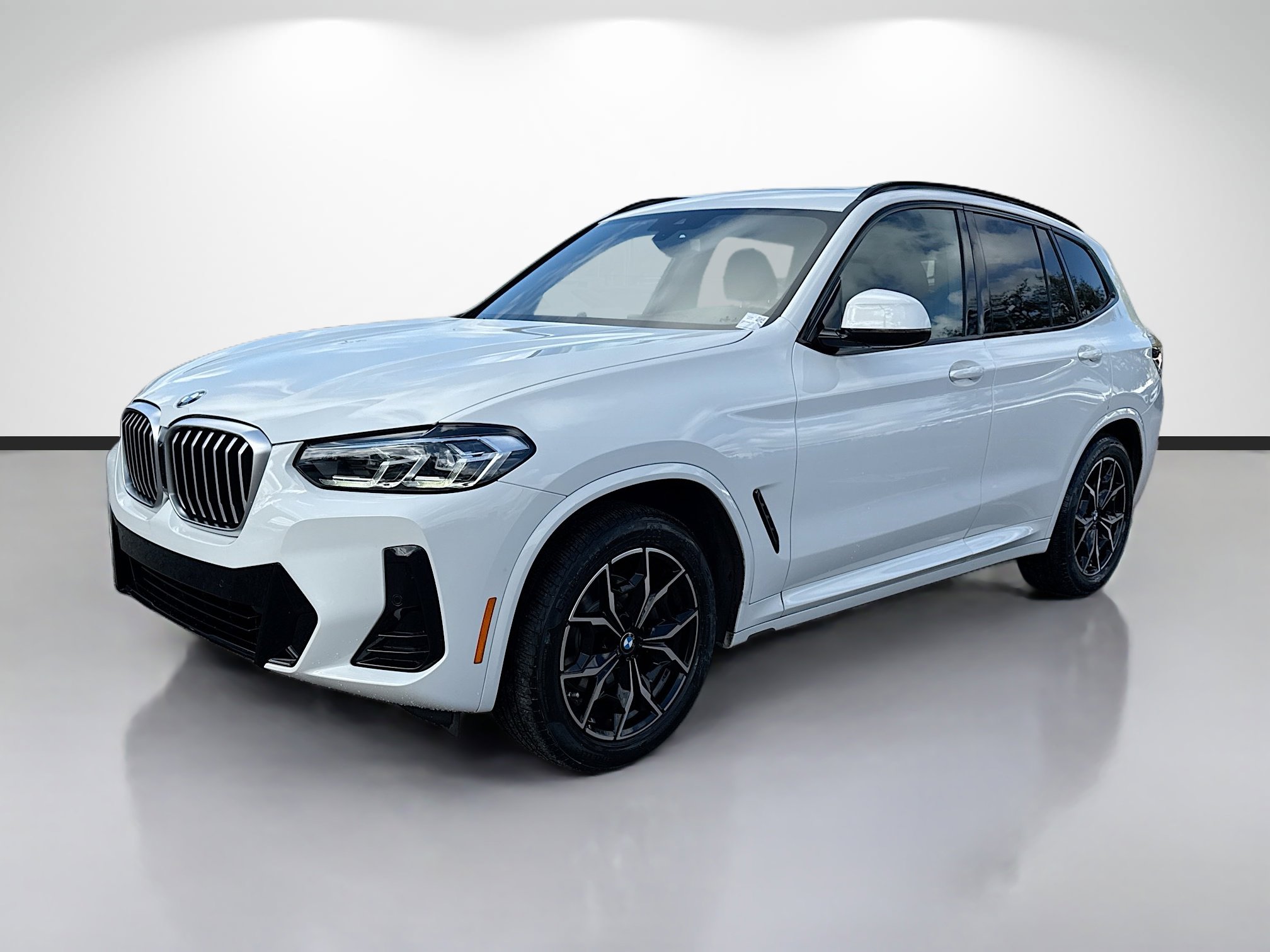 Used 2023 BMW X3 xDrive30i w/ M Sport Package image 7