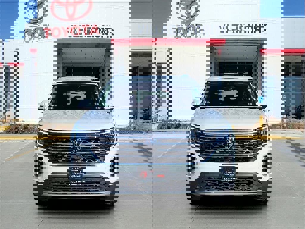 Used 2024 Volkswagen Atlas SE image 10