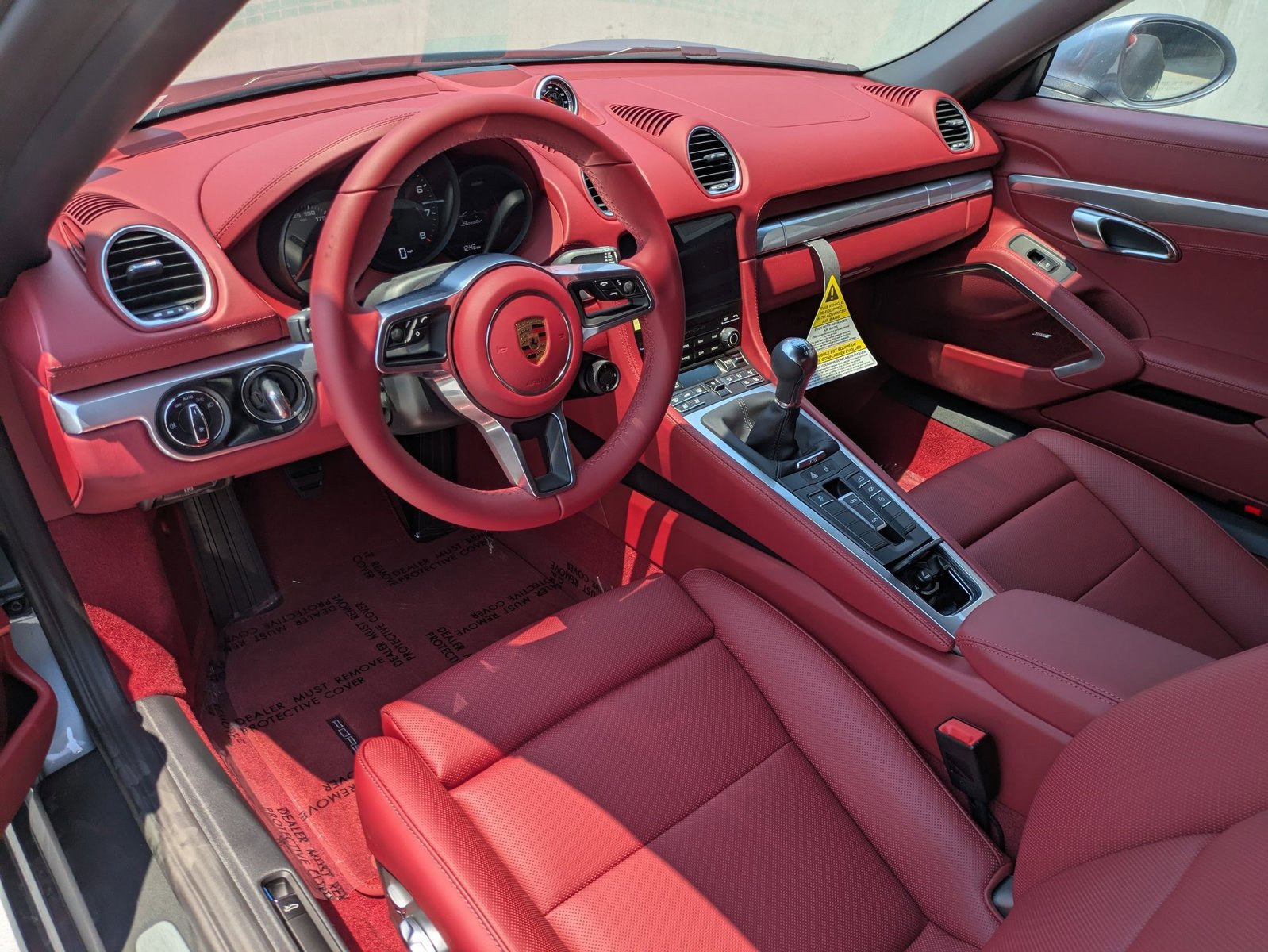 New 2025 Porsche 718 Boxster image 4