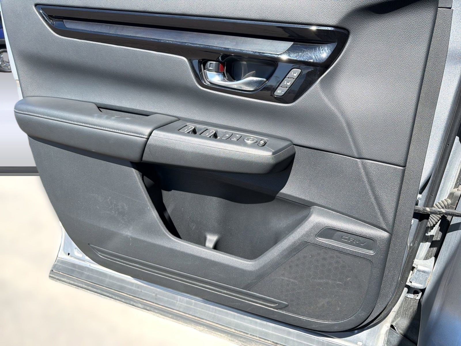Used 2025 Honda CR-V EX-L image 22