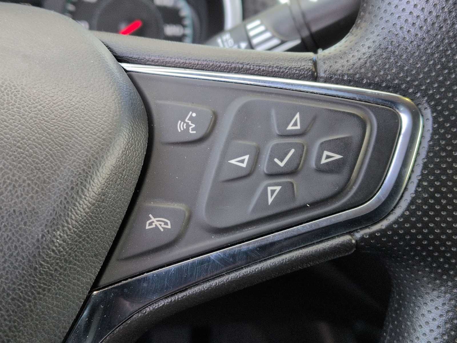 Used 2023 Chevrolet Malibu LT FWD image 24