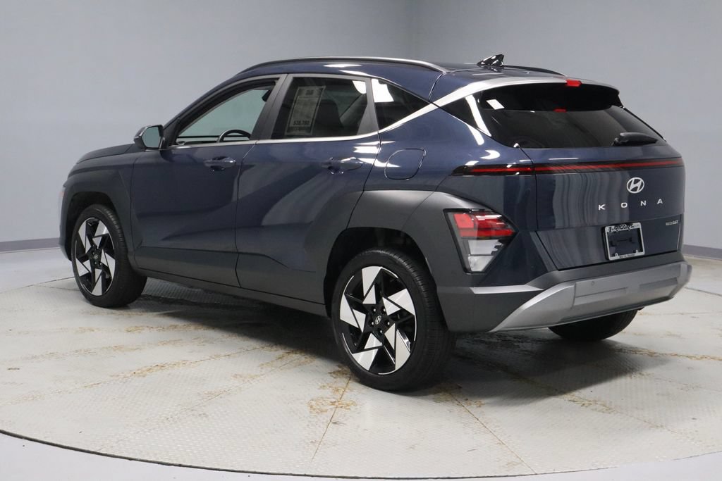 Used 2024 Hyundai Kona Limited AWD/4WD image 11