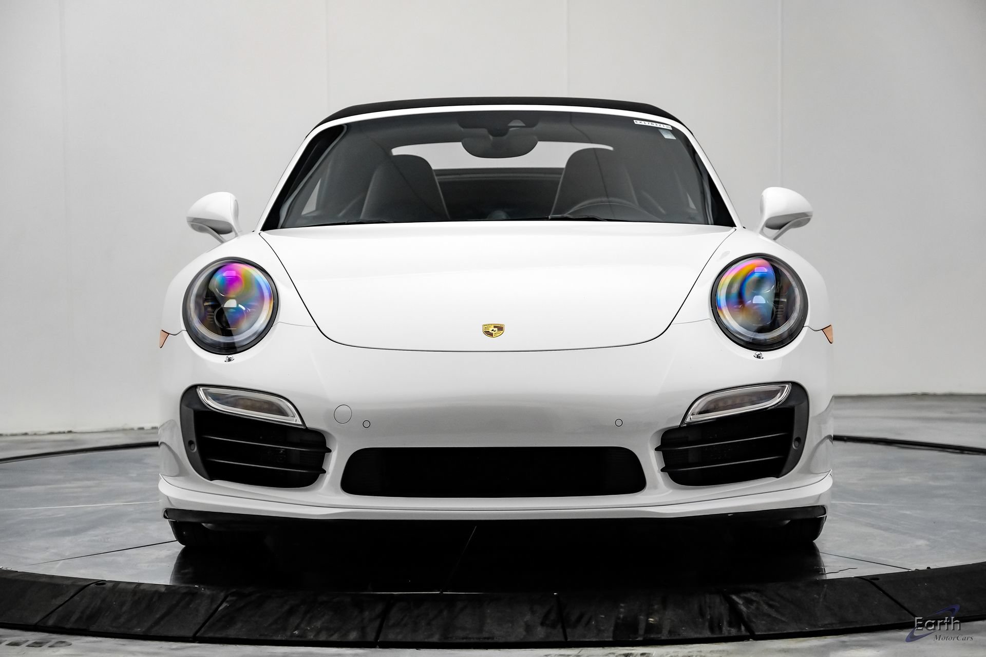 Used 2016 Porsche 911 Turbo S AWD/4WD image 34