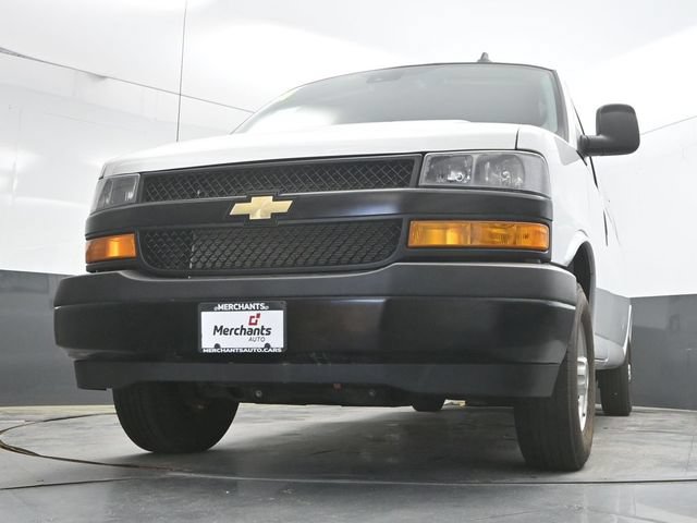 Used 2024 Chevrolet Express 3500 LS RWD image 32