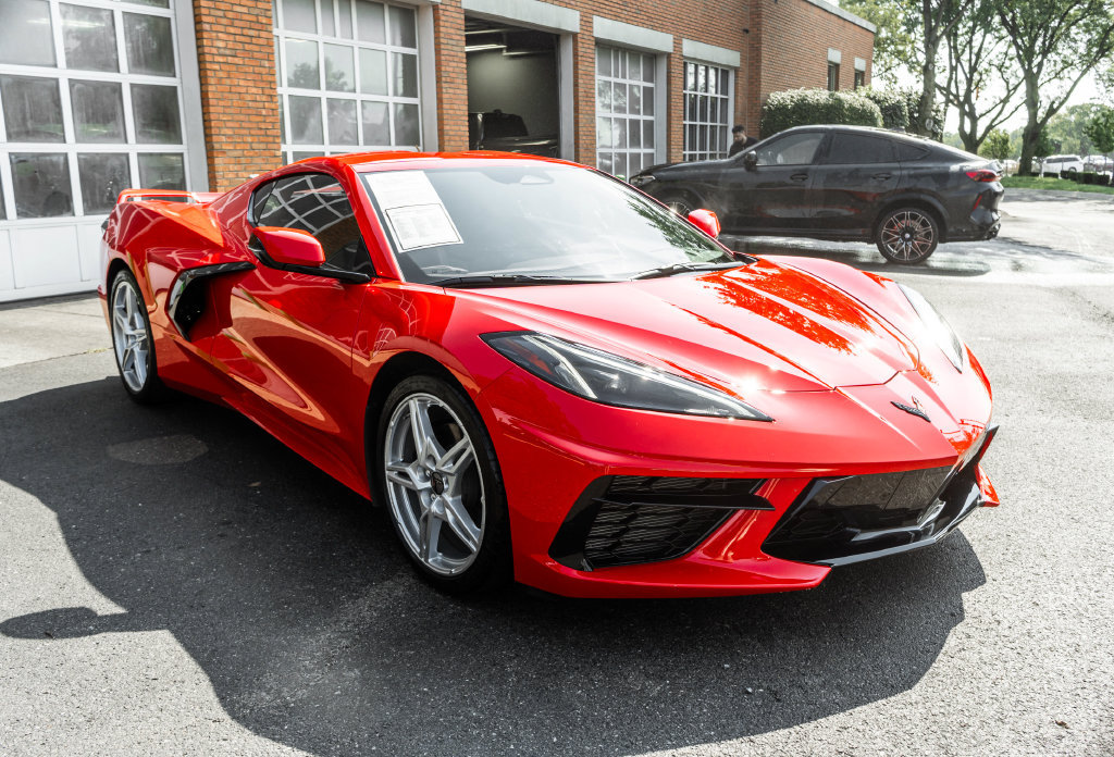 Used 2024 Chevrolet Corvette Stingray Coupe w/ 1LT RWD image 5