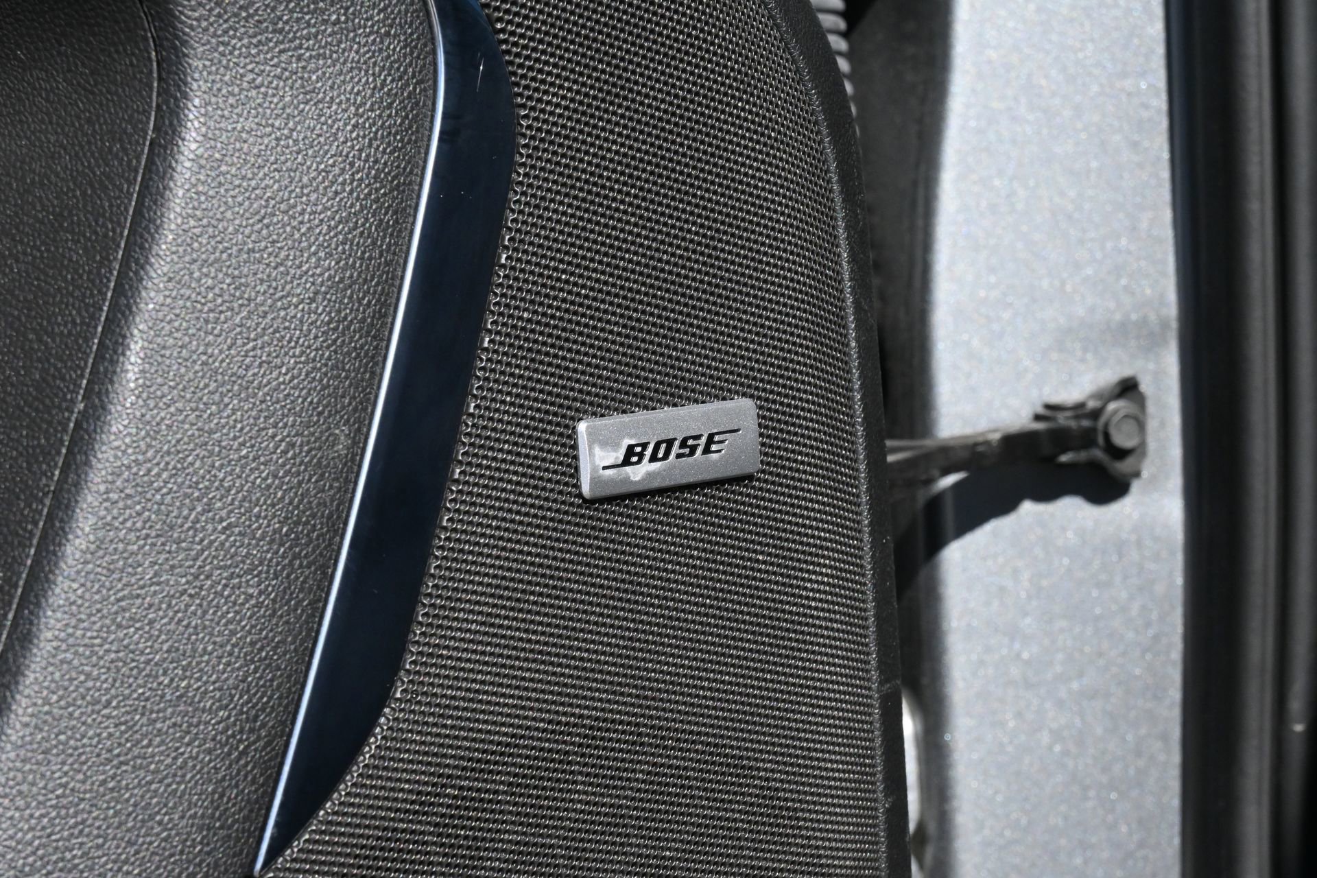 Used 2024 Chevrolet Suburban RST image 16