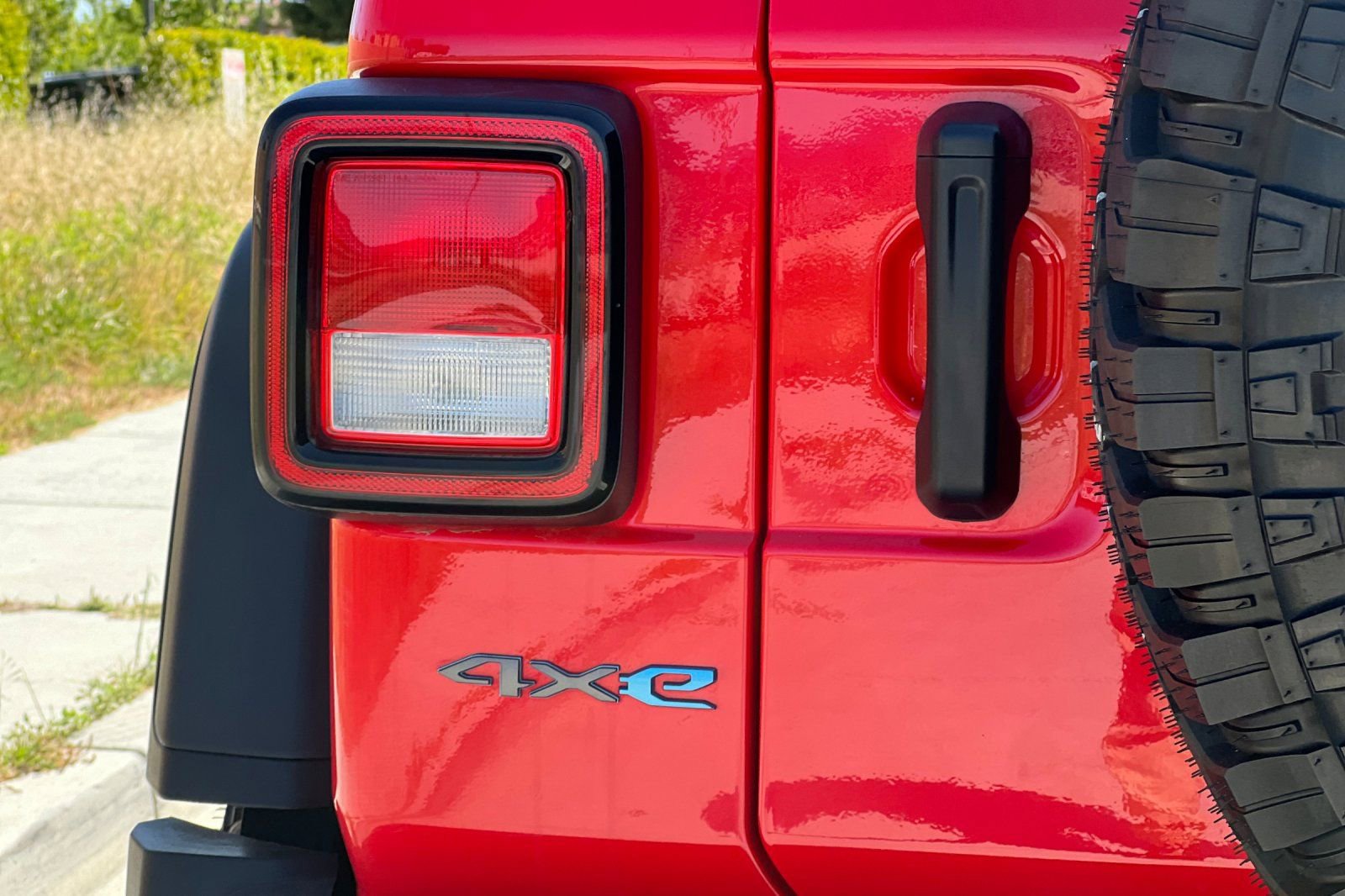 Used 2025 Jeep Wrangler Unlimited Sport S 4xe AWD/4WD image 27