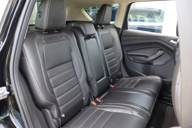 Used 2017 Ford Escape Titanium FWD image 32