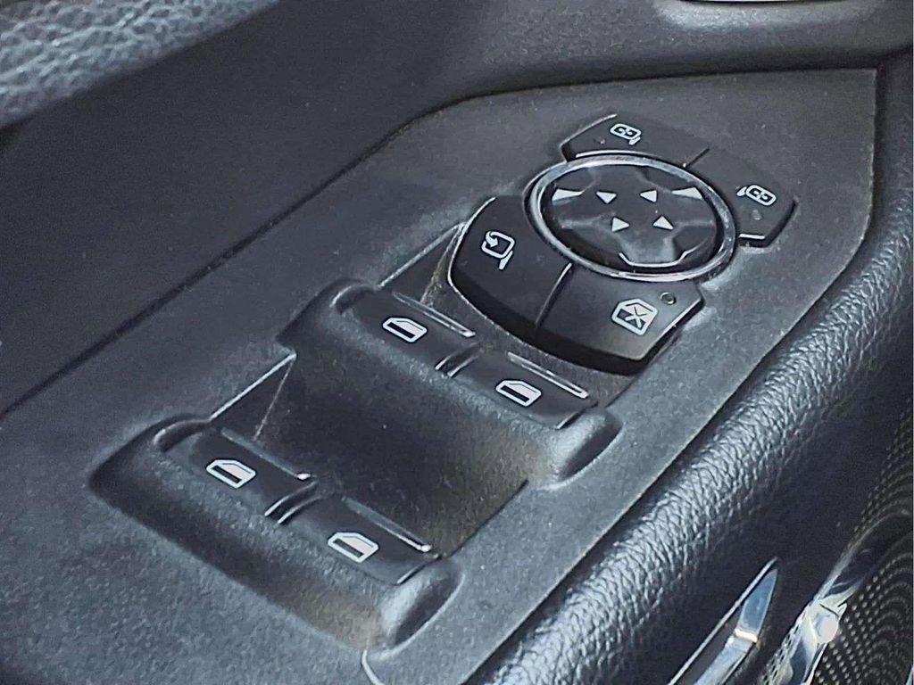 Used 2021 Ford Expedition XLT image 19