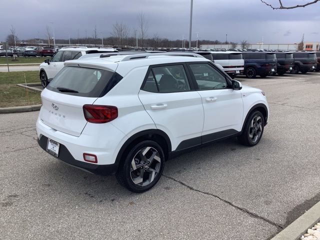 Certified 2026 Hyundai Venue SEL image 6
