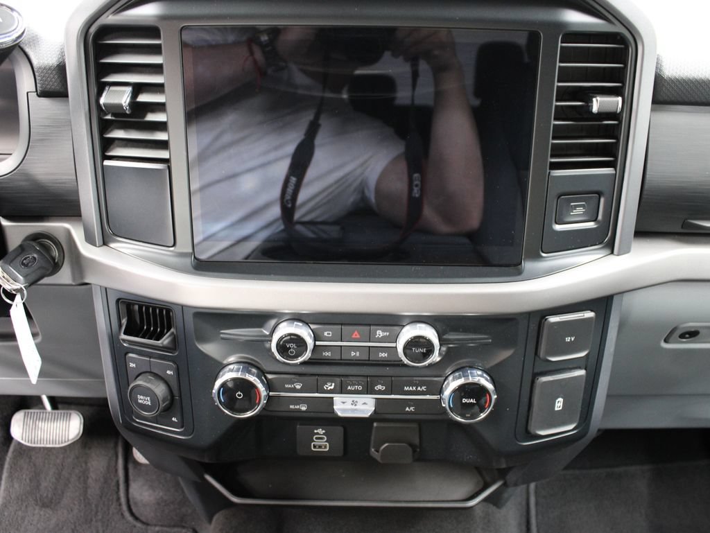 Used 2025 Ford F150 XLT w/ Equipment Group 301A Standard AWD/4WD image 11