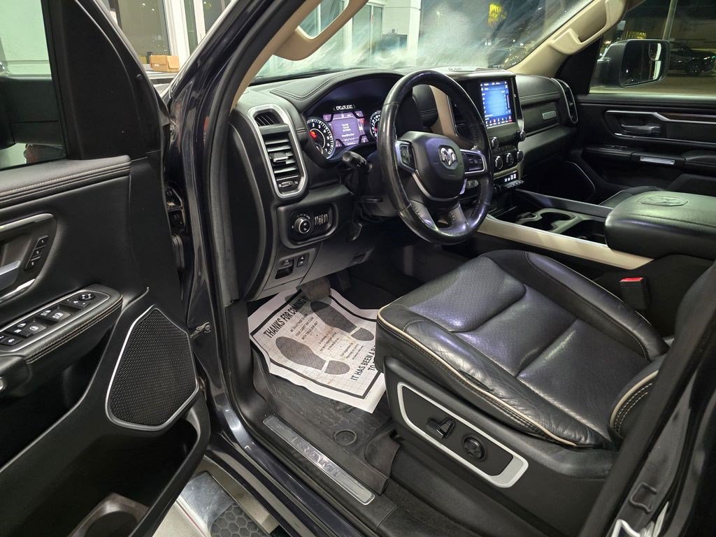 Used 2020 RAM 1500 Laramie RWD image 18