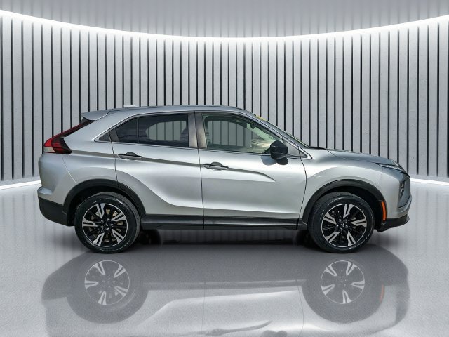 Used 2023 Mitsubishi Eclipse Cross SE AWD/4WD image 3