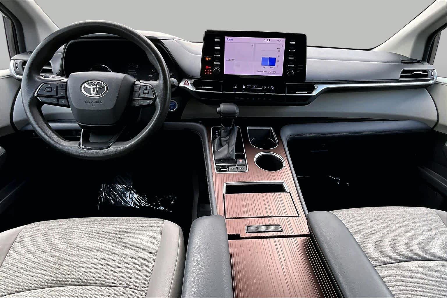 Used 2022 Toyota Sienna LE FWD image 15