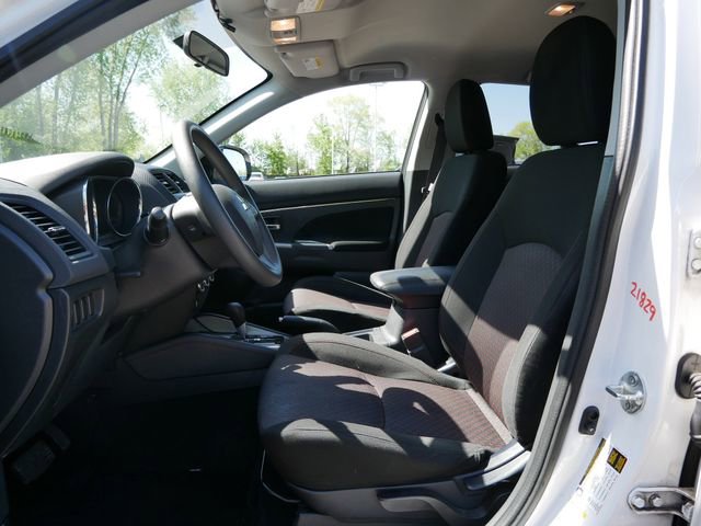 Used 2018 Mitsubishi Outlander Sport ES AWD/4WD image 14