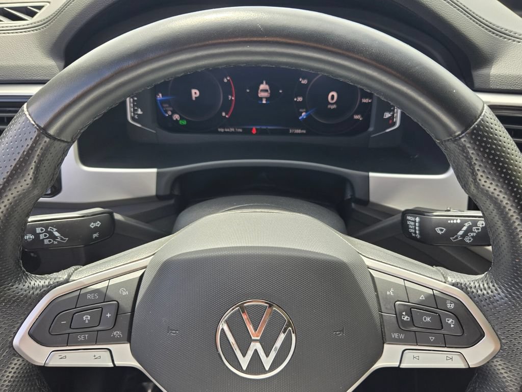 Certified 2023 Volkswagen Atlas SEL R-Line AWD/4WD image 25
