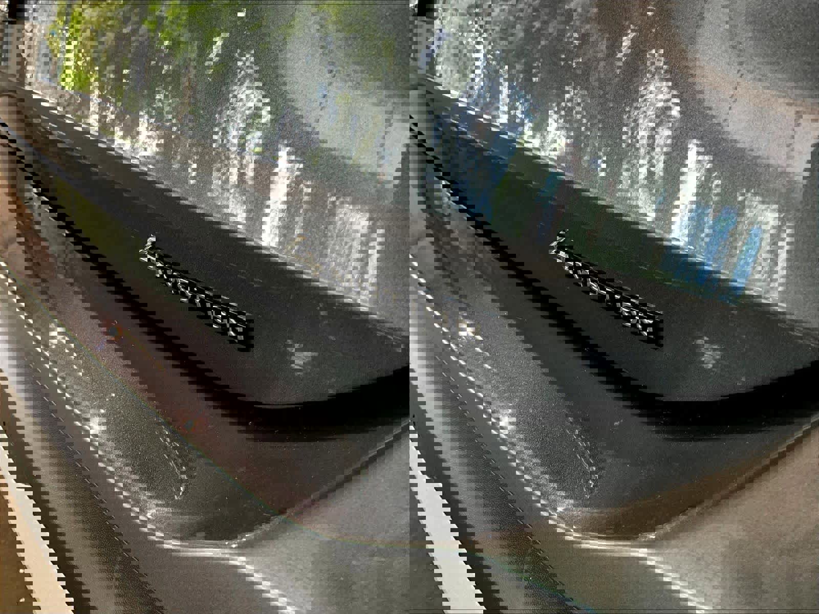 Used 2025 Volkswagen Tiguan SE w/ Panoramic Sunroof Package image 34