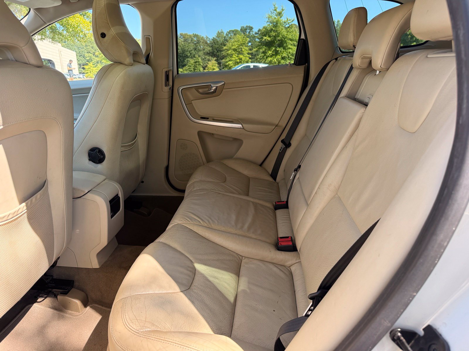 Used 2011 Volvo XC60 T6 AWD/4WD image 37