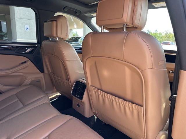 Used 2019 Porsche Macan image 42