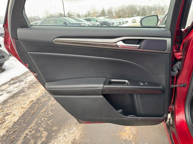 Used 2018 Ford Fusion Energi SE image 25