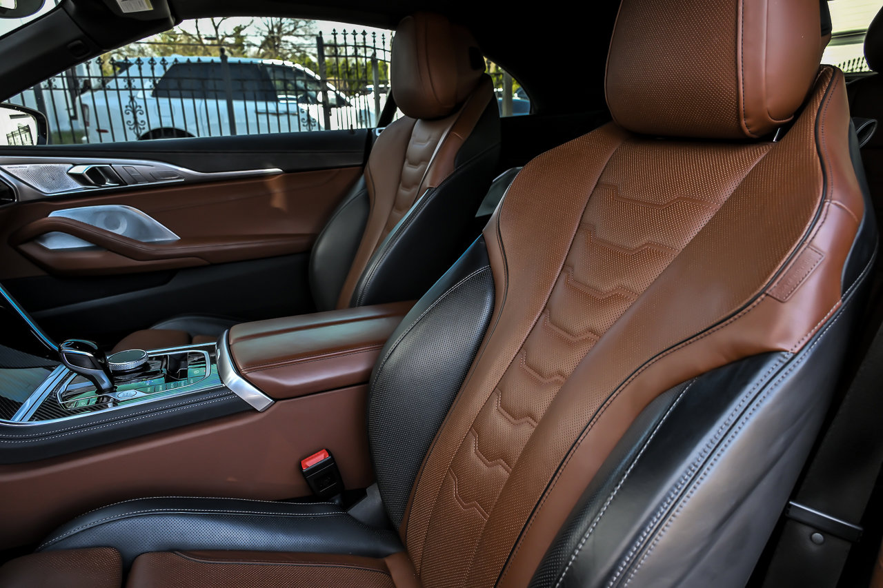 Used 2024 BMW M850i xDrive Convertible AWD/4WD image 32