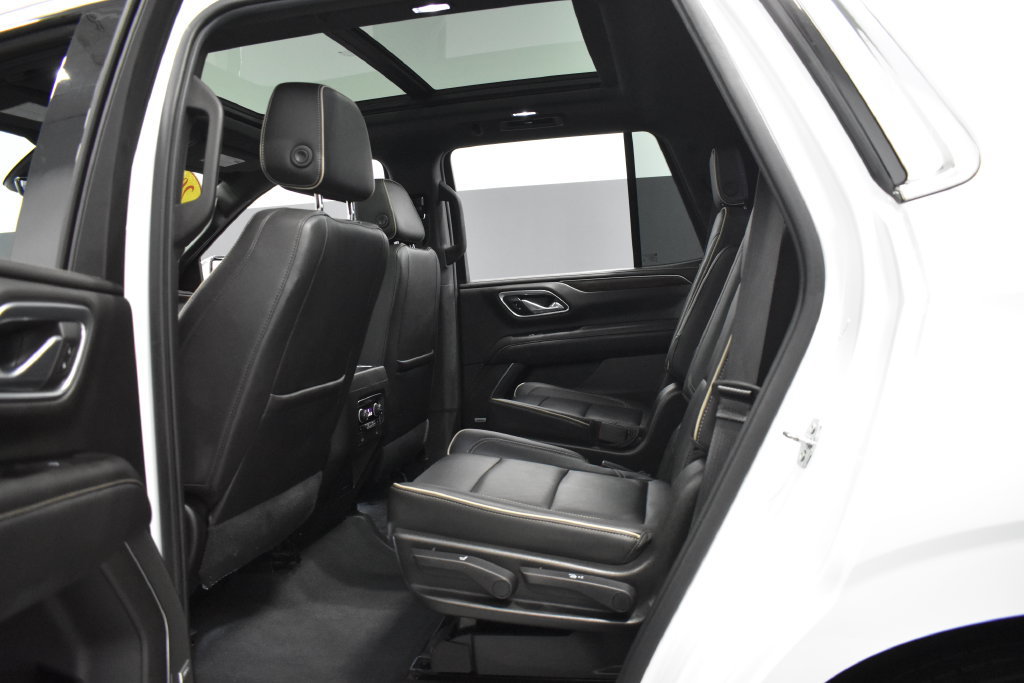 Used 2021 Chevrolet Tahoe Premier w/ Premium Package AWD/4WD image 38