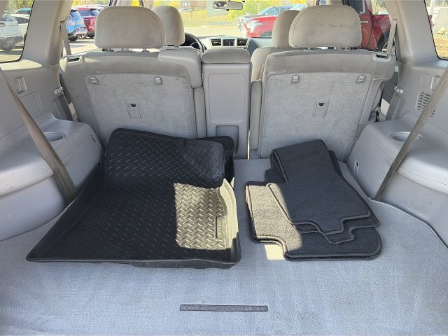 Used 2013 Toyota Highlander Plus w/ Protection Pkg AWD/4WD image 35