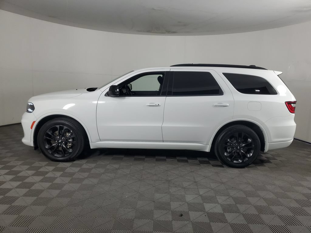 Used 2025 Dodge Durango GT w/ Blacktop Package RWD image 7