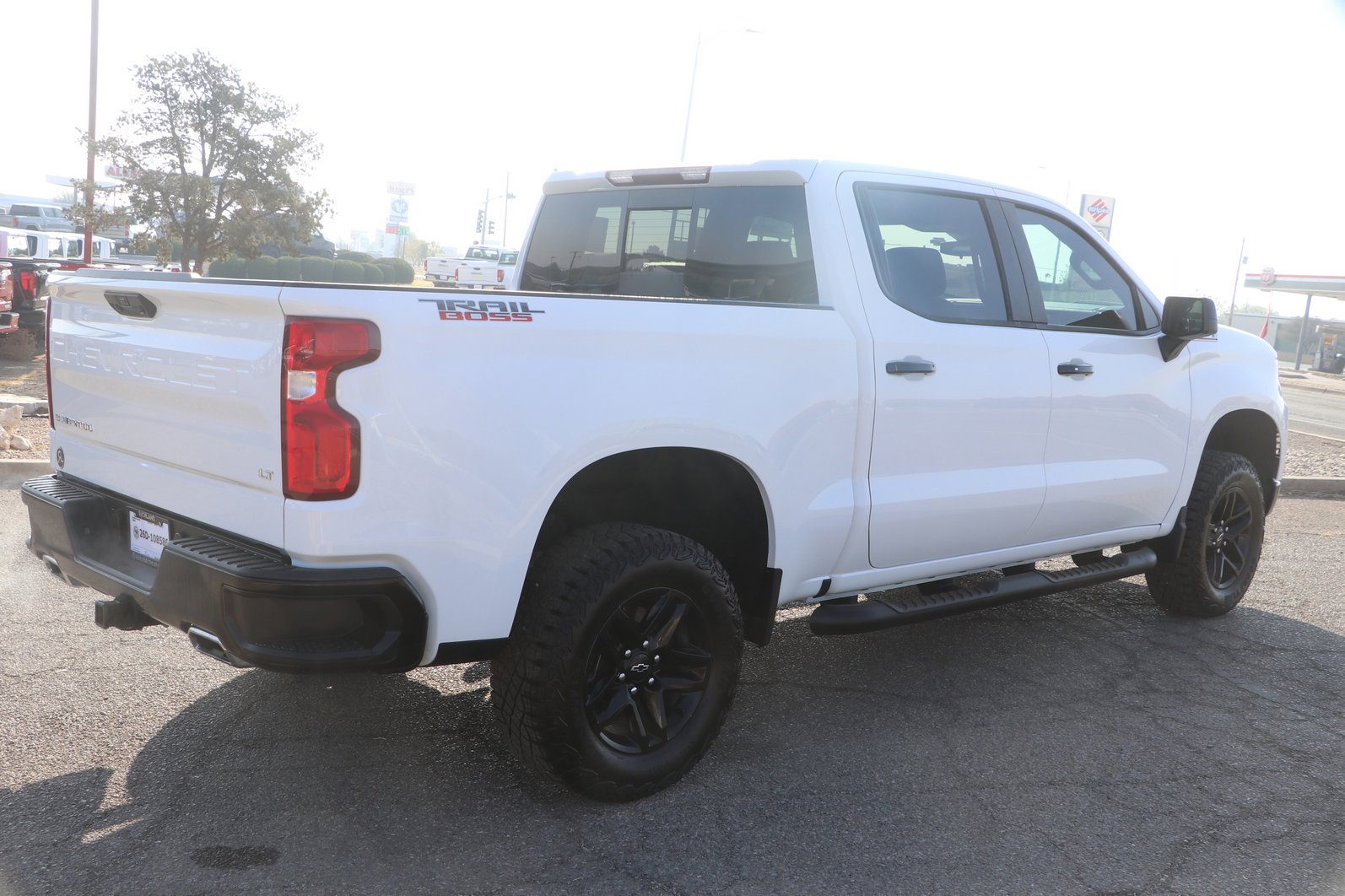 Used 2024 Chevrolet Silverado 1500 LT Trail Boss w/ Convenience Package II image 7