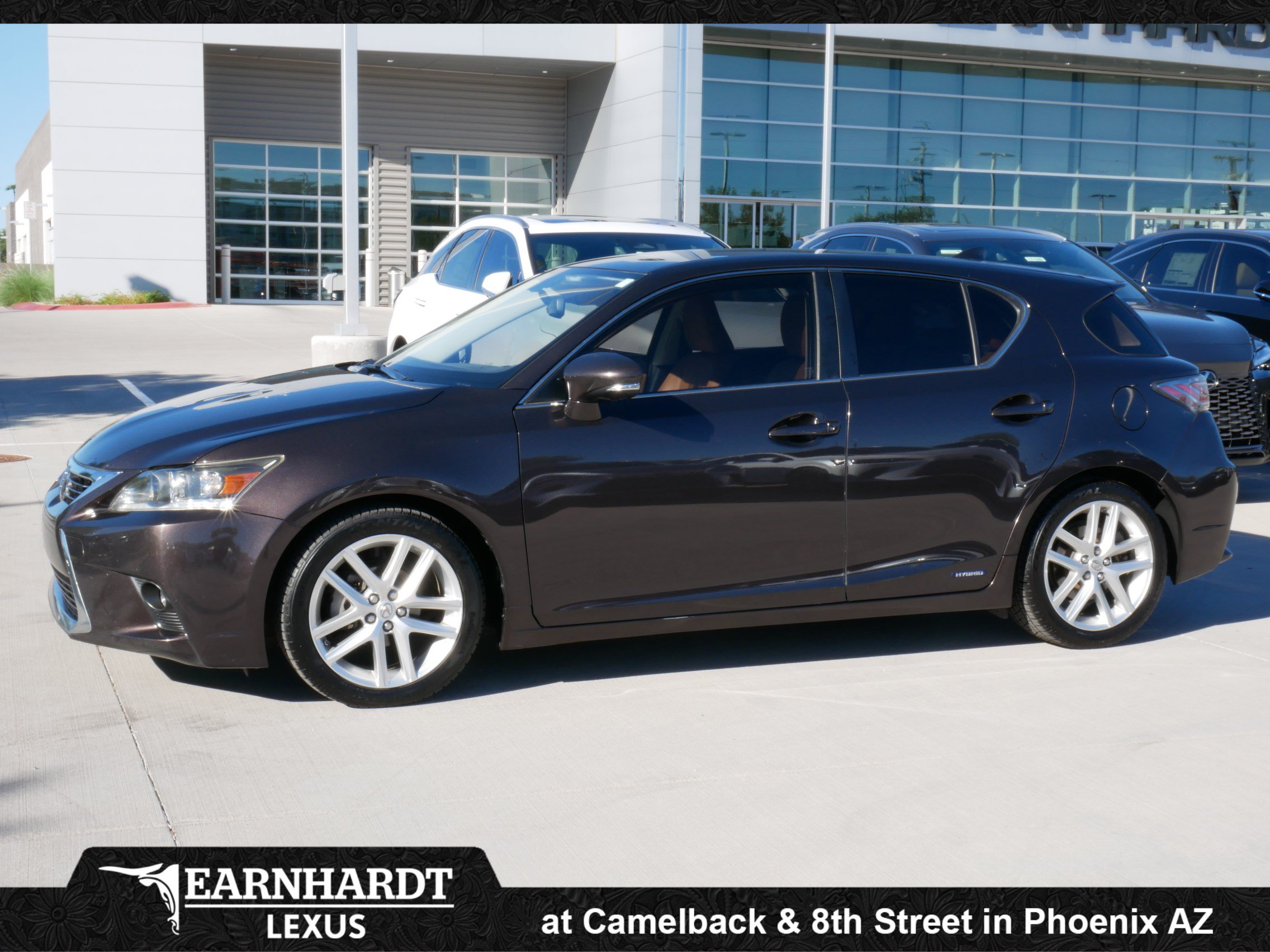 Used 2016 Lexus CT 200h w/ Accessory Package 2