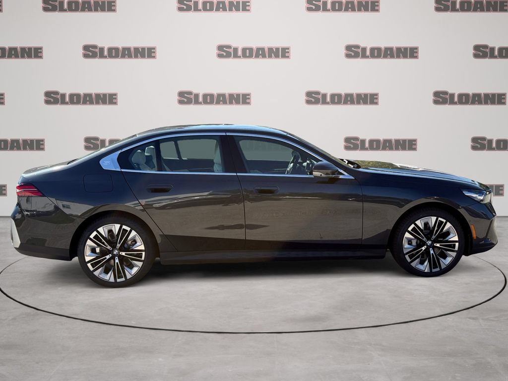 New 2027 BMW 530i xDrive AWD/4WD image 6
