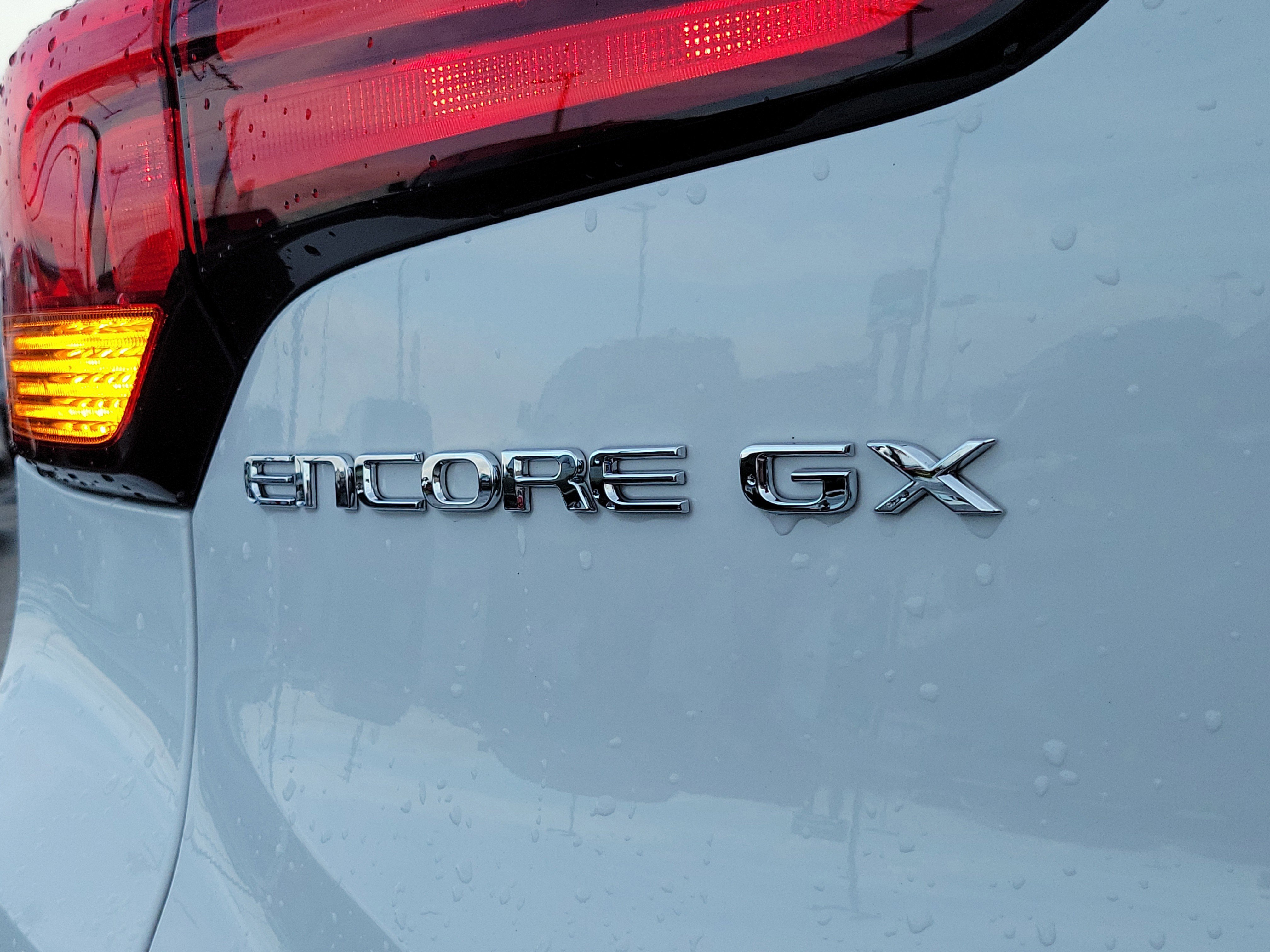 Used 2025 Buick Encore GX Preferred w/ Comfort Package image 6