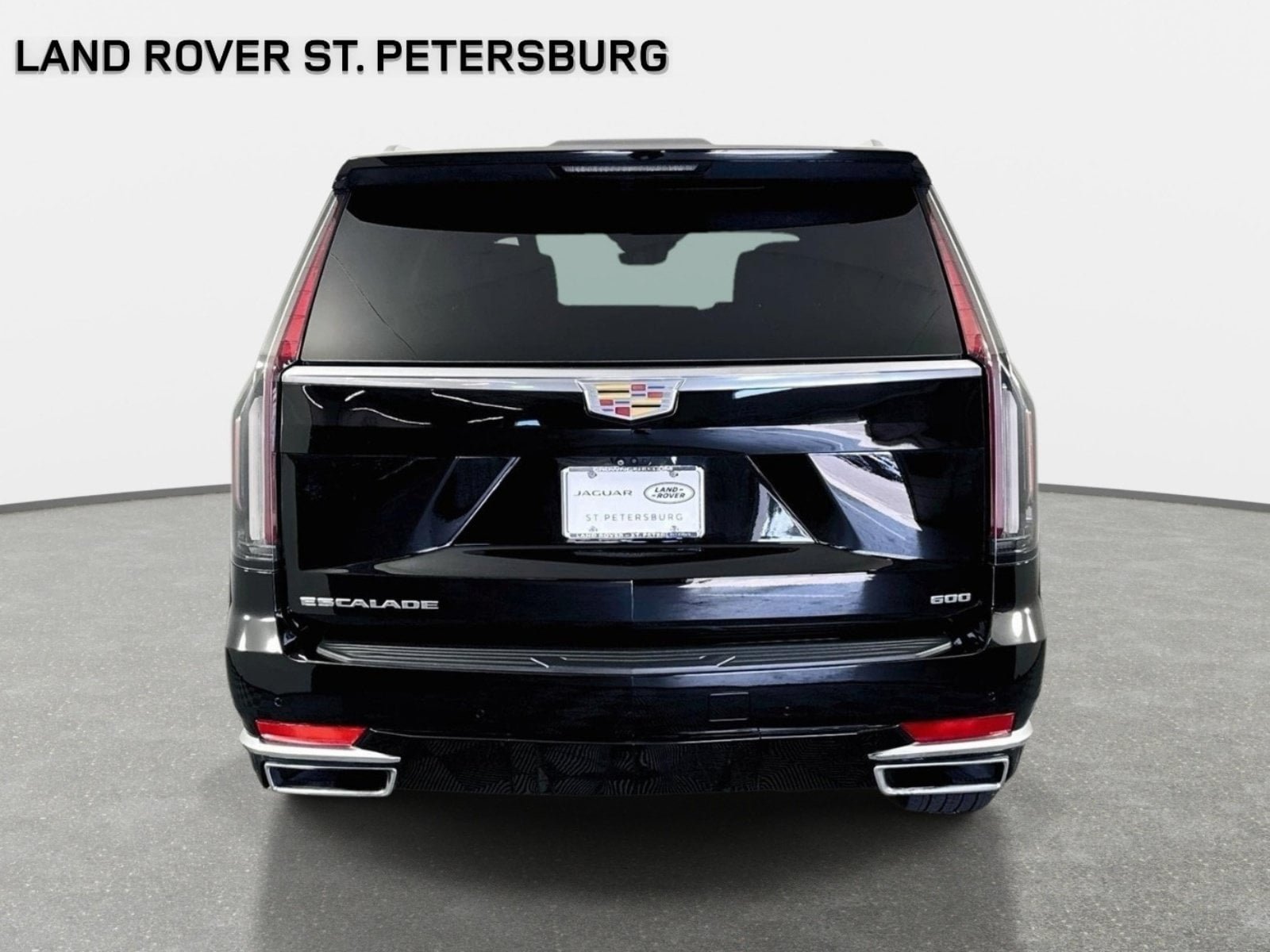 Used 2023 Cadillac Escalade Premium Luxury RWD image 7