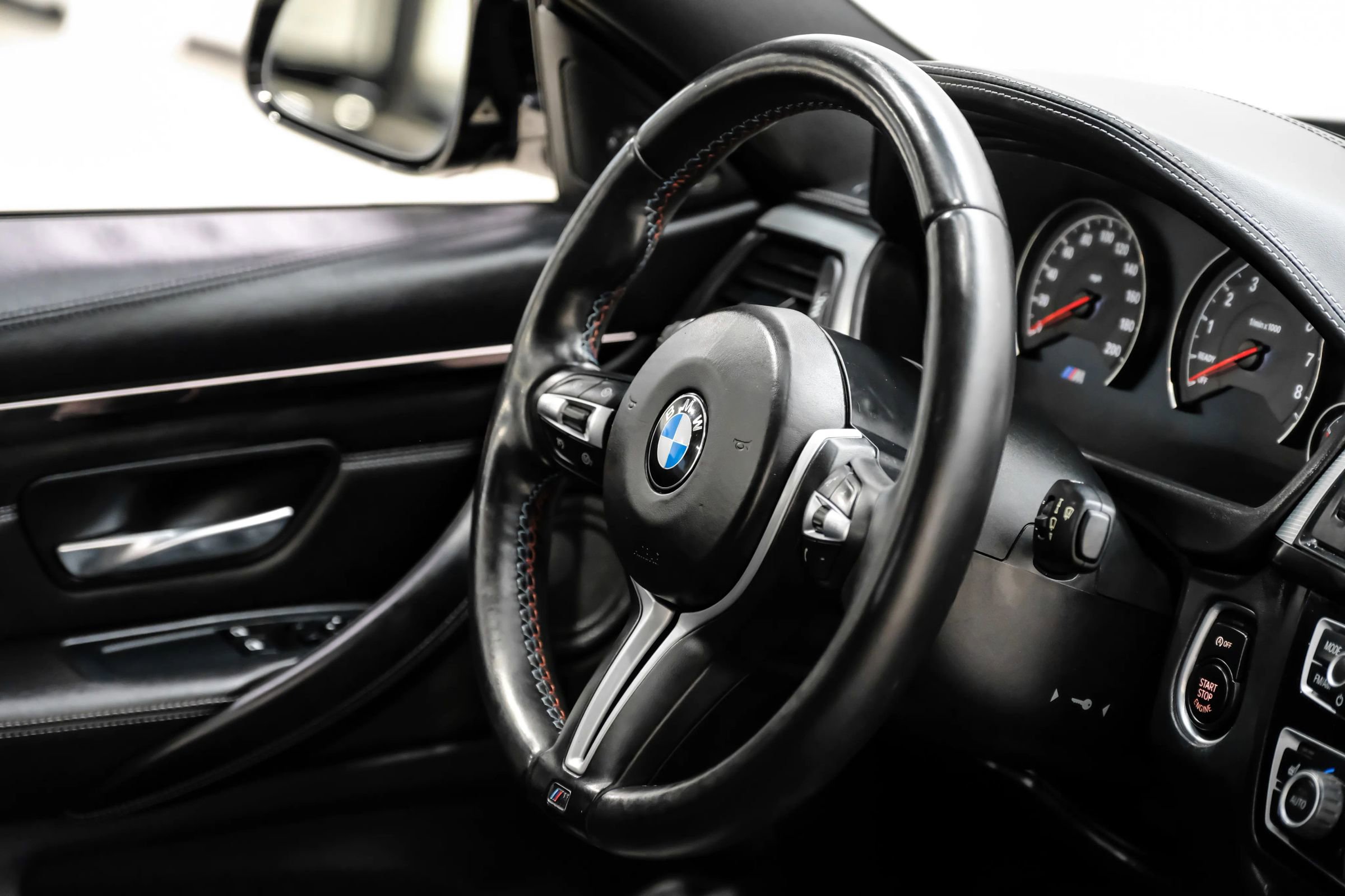 Used 2015 BMW M4 Coupe image 18