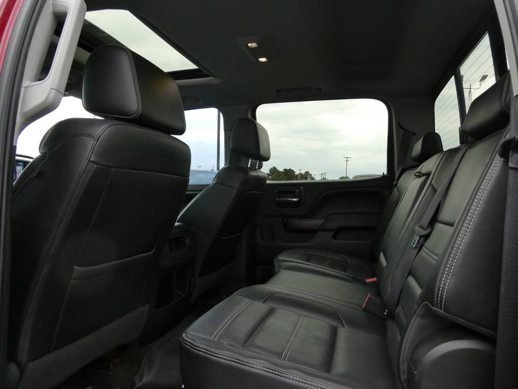 Used 2017 GMC Sierra 1500 Denali w/ Denali Ultimate Package AWD/4WD image 17