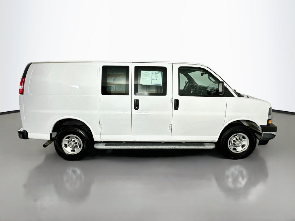 Used 2022 Chevrolet Express 2500 w/ Driver Convenience Package RWD image 8