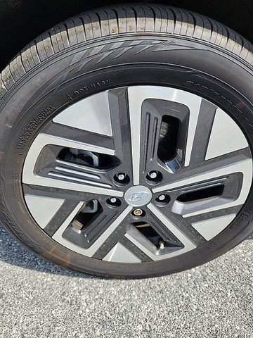 Certified 2023 Hyundai Kona SEL FWD image 9