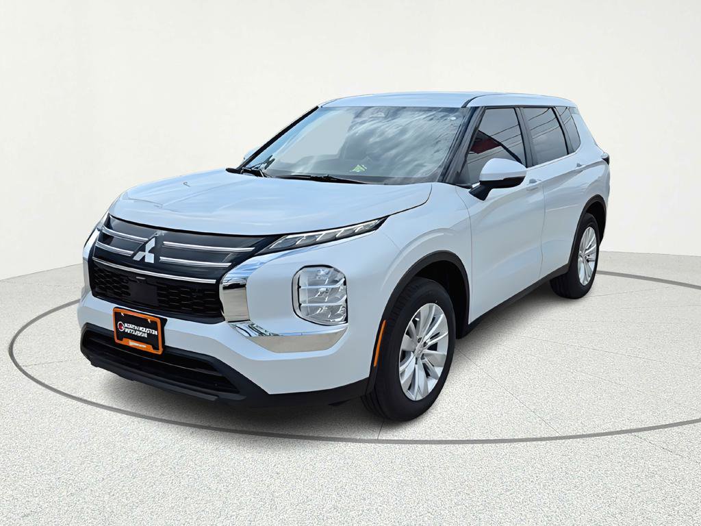 New 2026 Mitsubishi Outlander ES