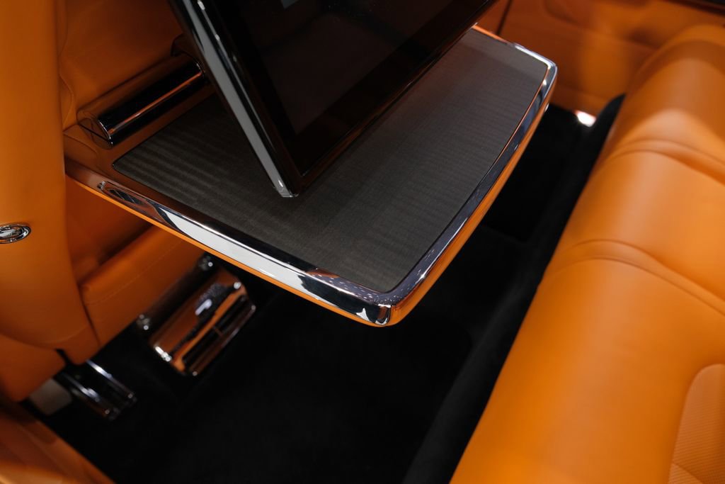 Used 2026 Rolls-Royce Cullinan image 64