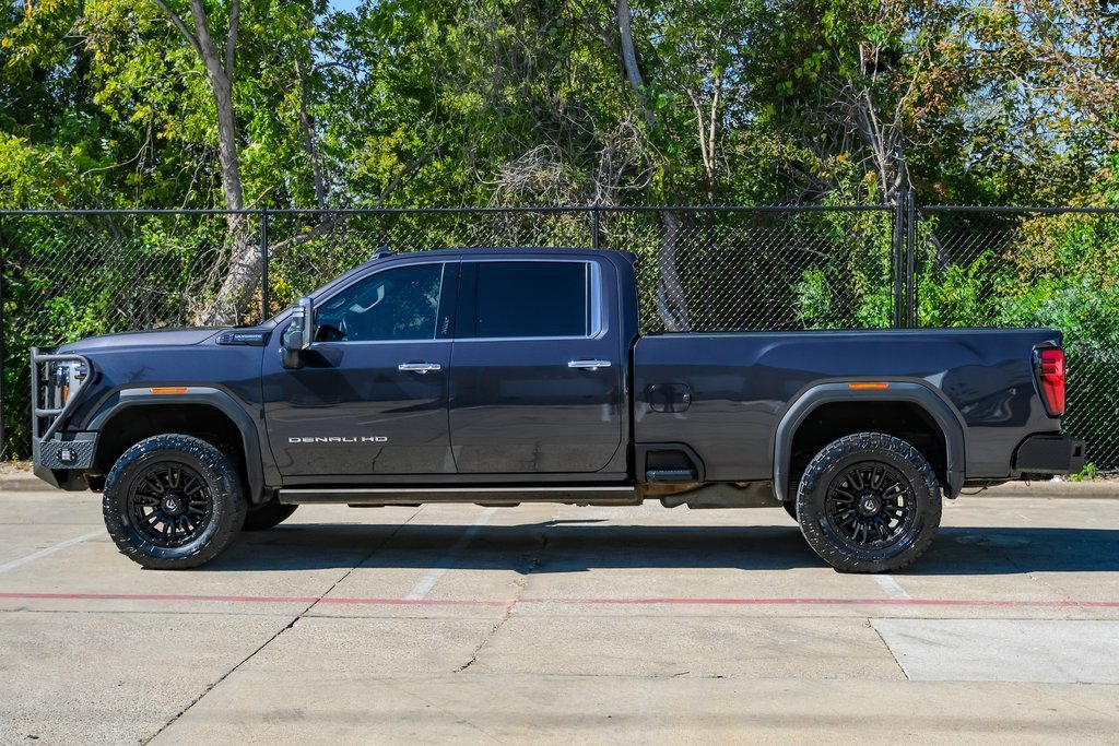 Used 2024 GMC Sierra 3500 Denali Ultimate image 13