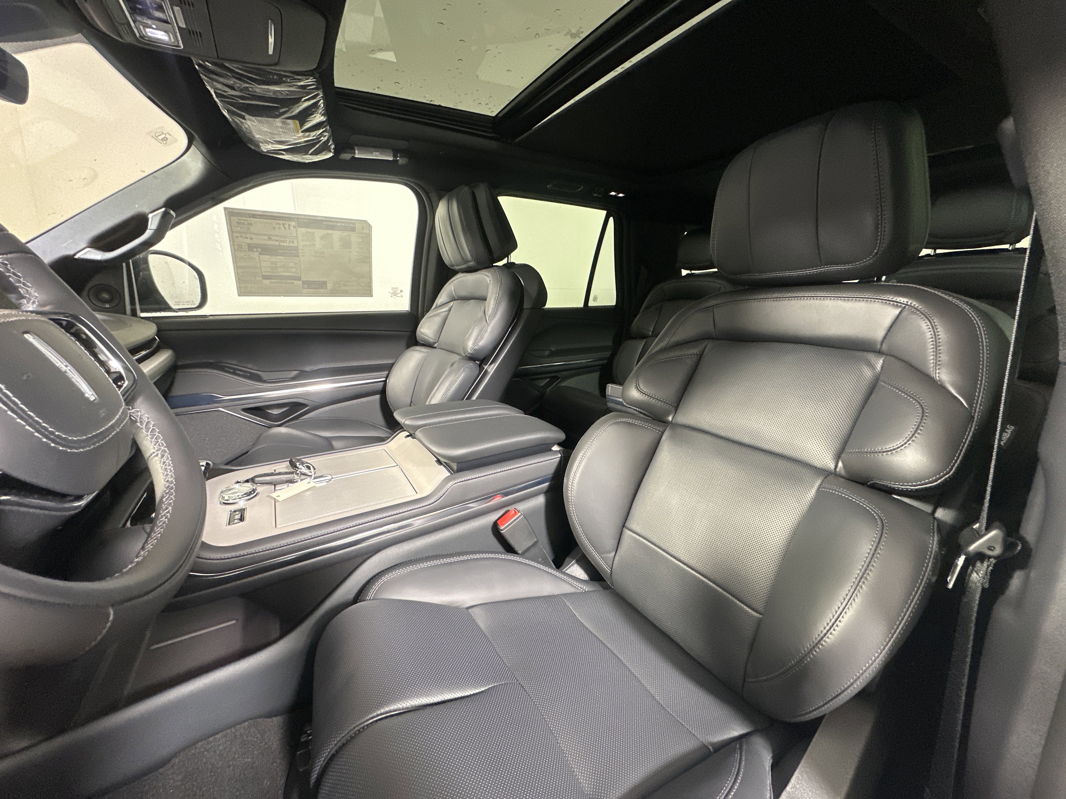 New 2025 Lincoln Navigator L Reserve image 9
