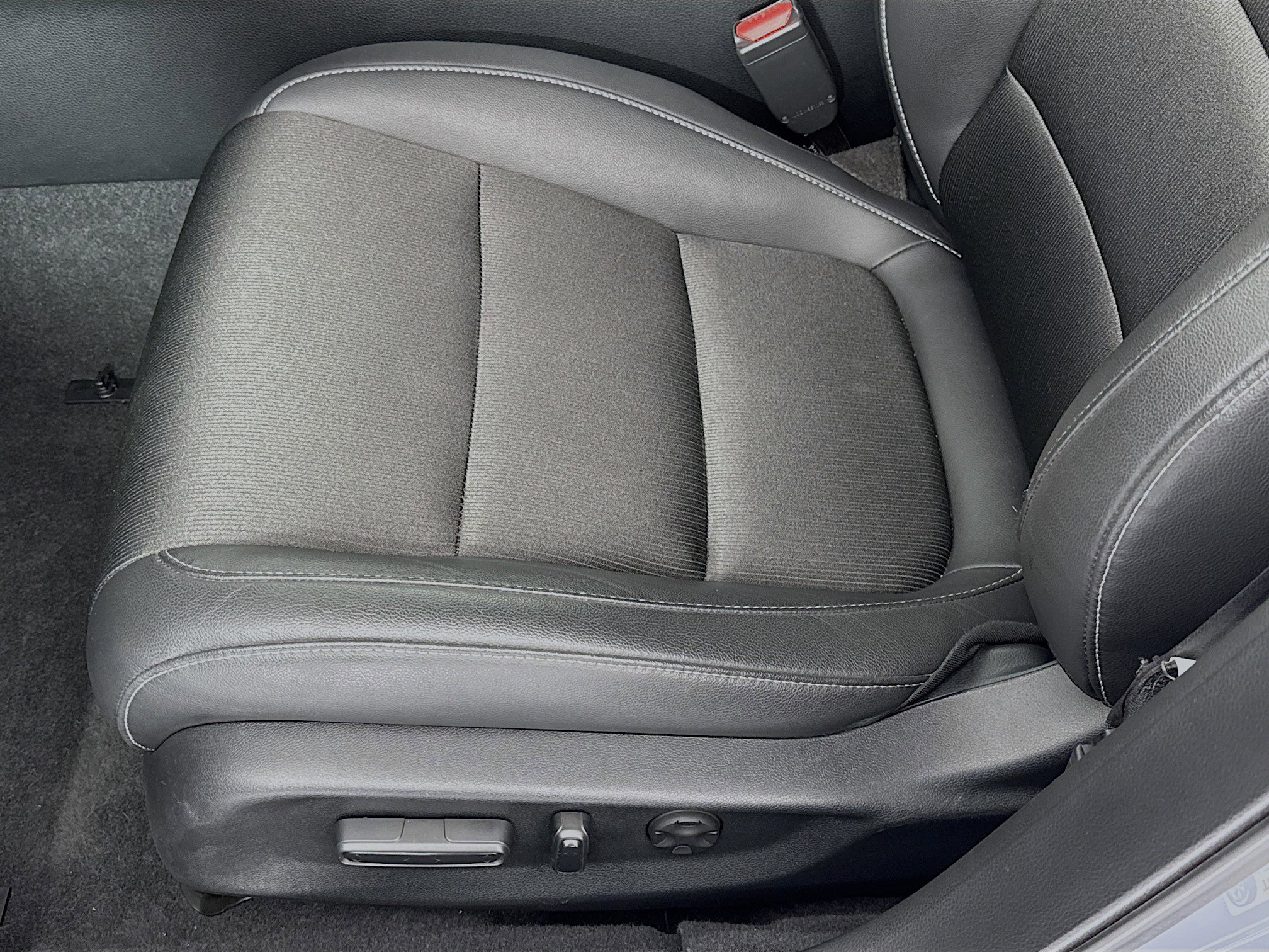 Certified 2022 Honda Accord Sport image 18